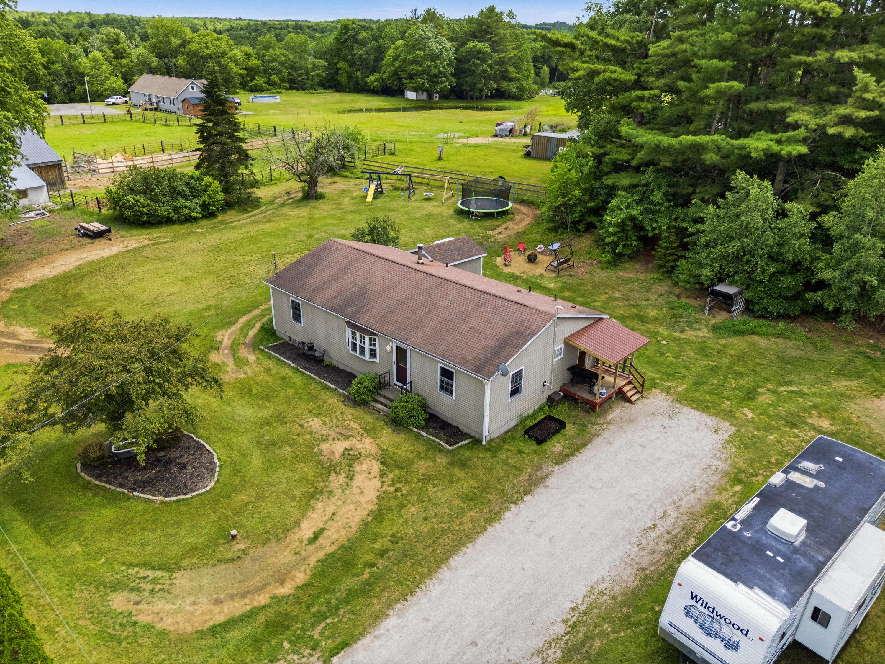 59 Edgecomb Road Lisbon, ME 04252 - Photo 6 of 43 59 Edgecomb Rd_0106
