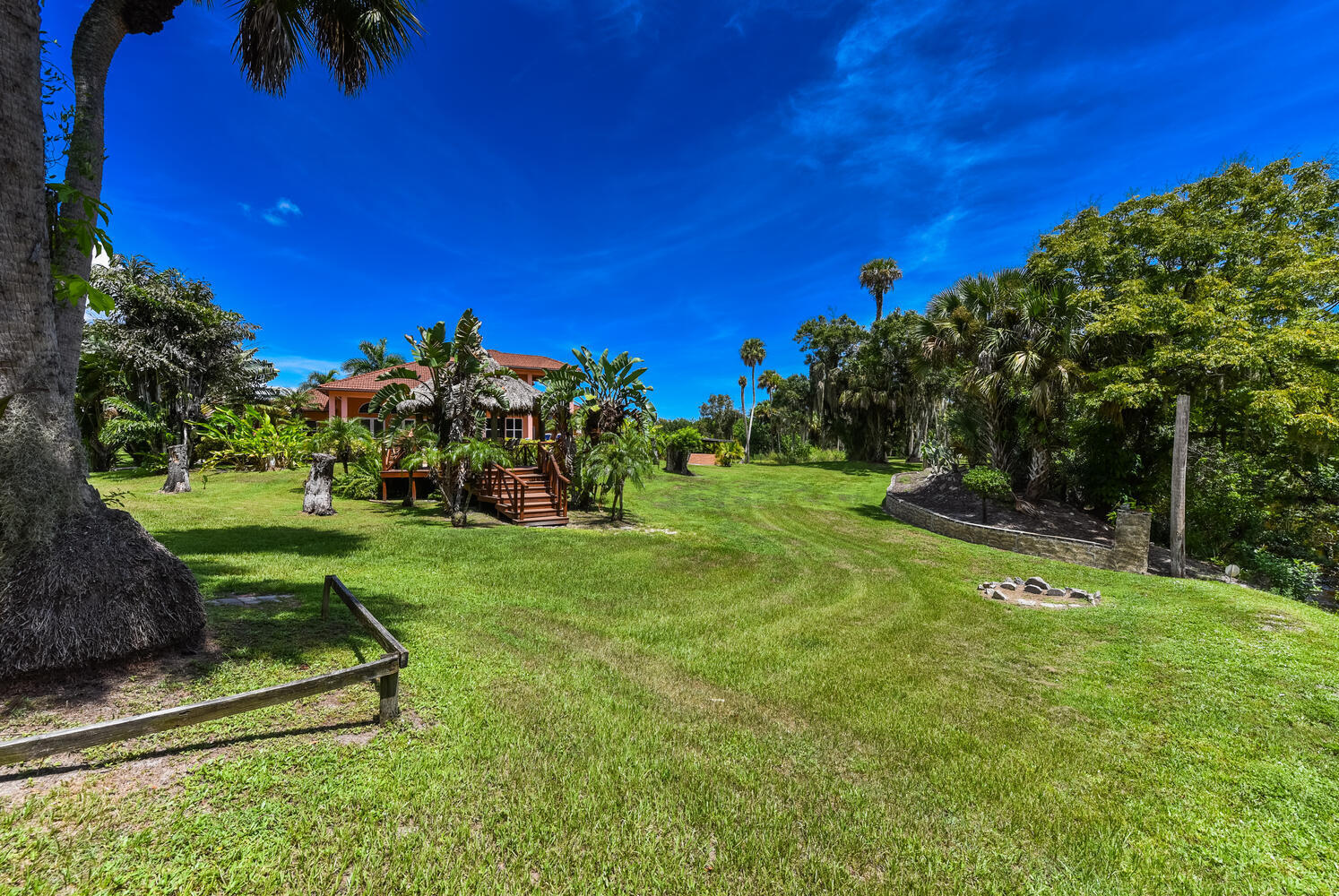 3646 South Jenkins Road Fort Pierce, FL 34981 - Photo 19 of 70 3646 S Jenkins Rd Fort Pierce-large-020-