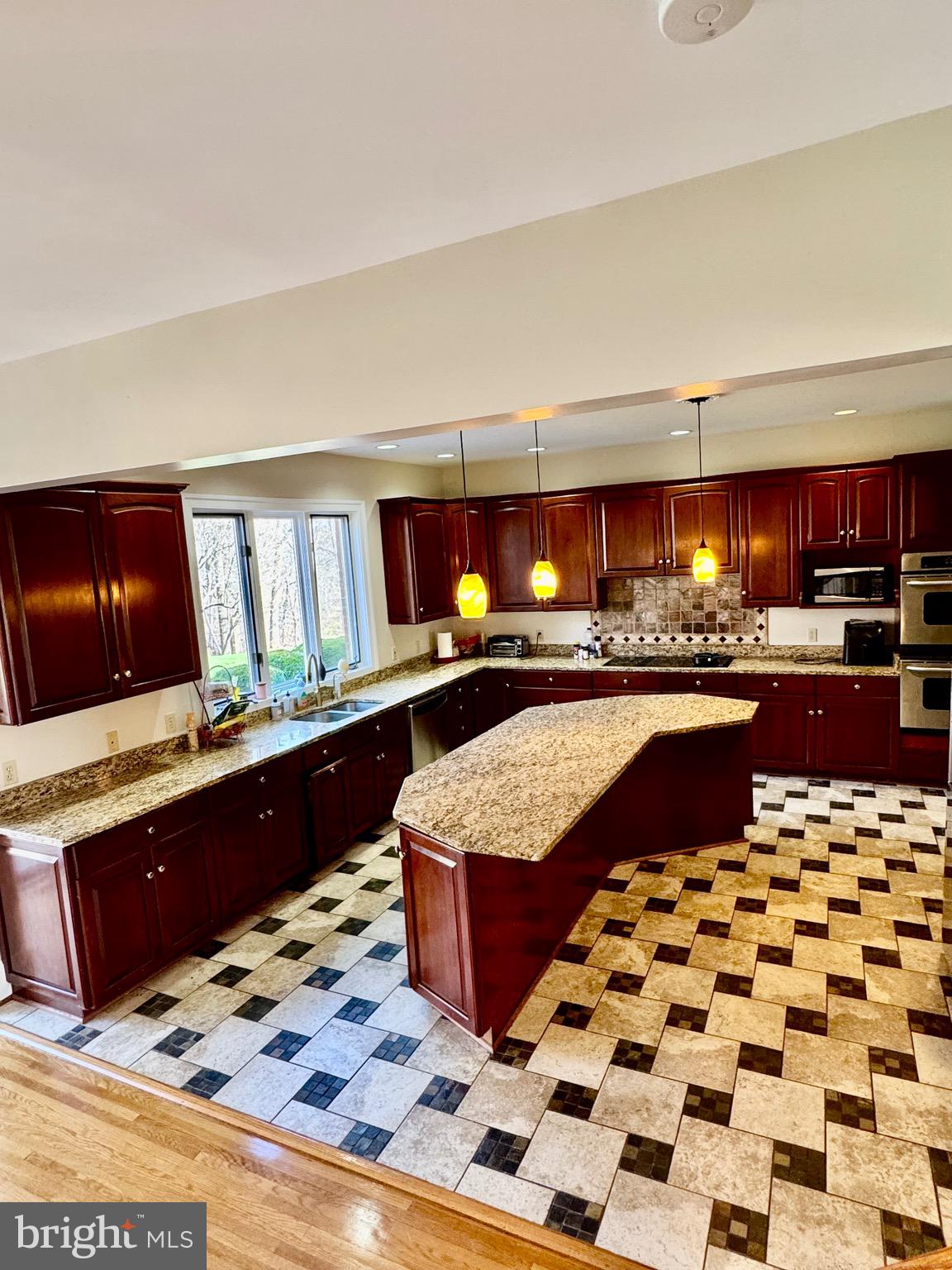 9409 Elizabeth Court Fulton, MD 20759 - Photo 64 of 75 Gourmet Kitchen #1