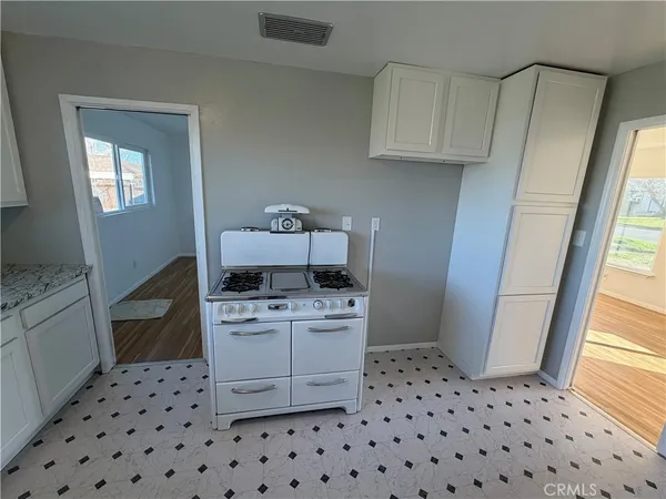 a close view of stove top oven