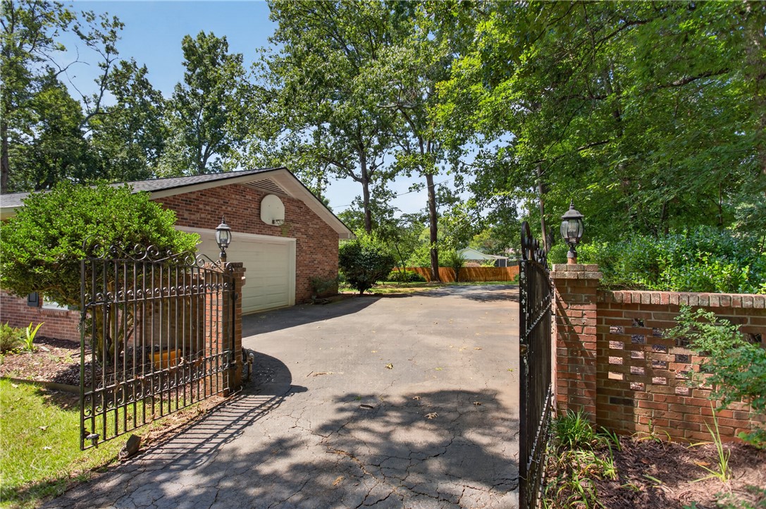 107 Shannon Drive Pendleton, SC 29670 - Photo 35 of 45 Gallery Image 35