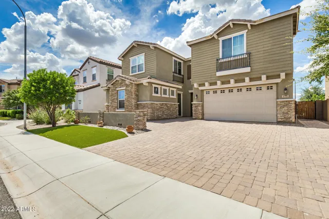 $3,960 | 940 South Marie Drive, Chandler, AZ 85225