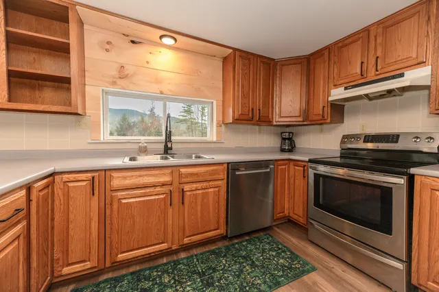 $275,000 | 55 Lake Street, New Vineyard, ME 04956