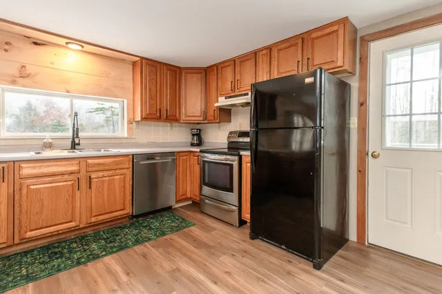 $275,000 | 55 Lake Street, New Vineyard, ME 04956