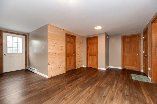 $275,000 | 55 Lake Street, New Vineyard, ME 04956