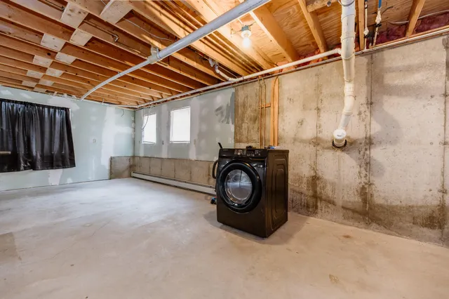 $275,000 | 55 Lake Street, New Vineyard, ME 04956