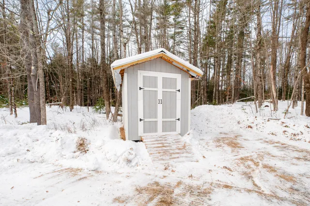 $275,000 | 55 Lake Street, New Vineyard, ME 04956