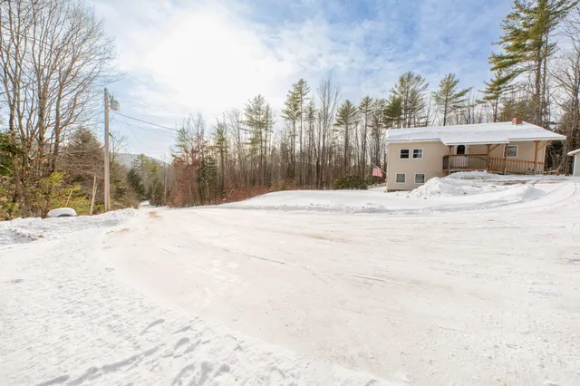 $275,000 | 55 Lake Street, New Vineyard, ME 04956