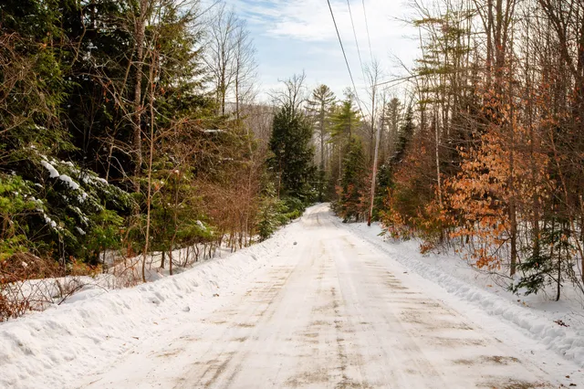 $275,000 | 55 Lake Street, New Vineyard, ME 04956