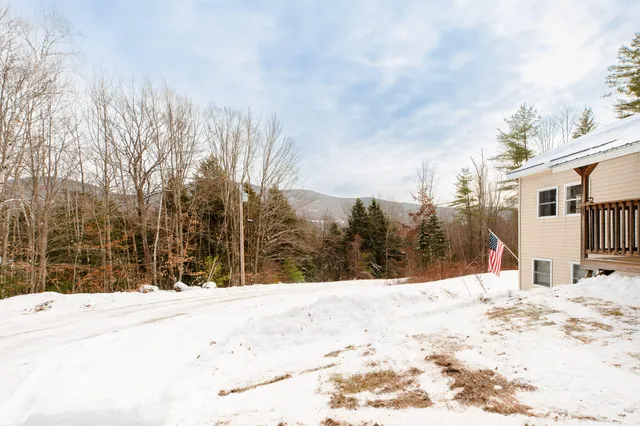 $275,000 | 55 Lake Street, New Vineyard, ME 04956