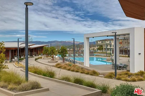 $599,000 | 27405 Journey Place, Unit 305, Valencia, CA 91381