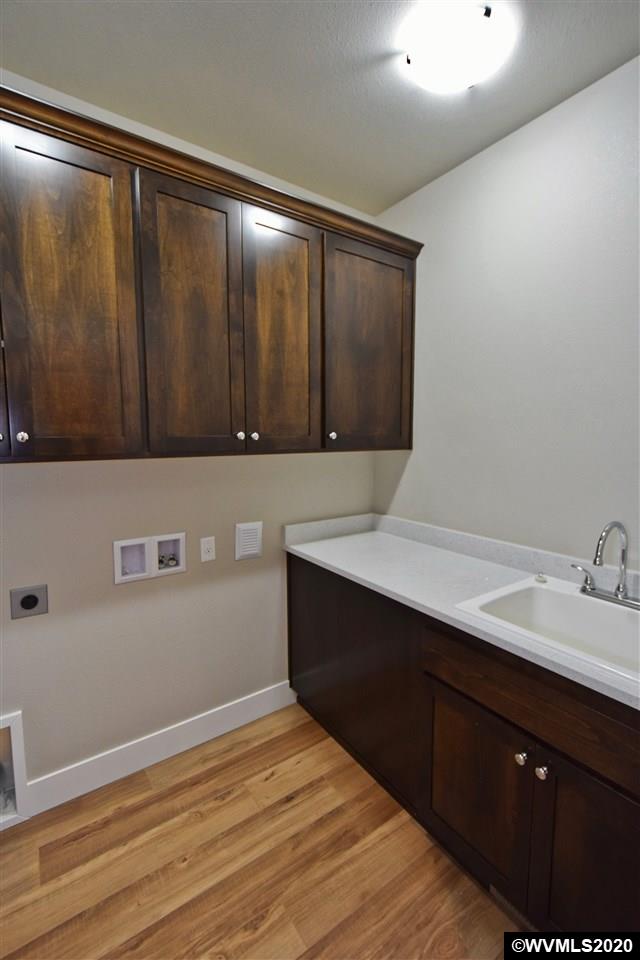 5246 Davis Street Turner, OR 97392 - Photo 11 of 24