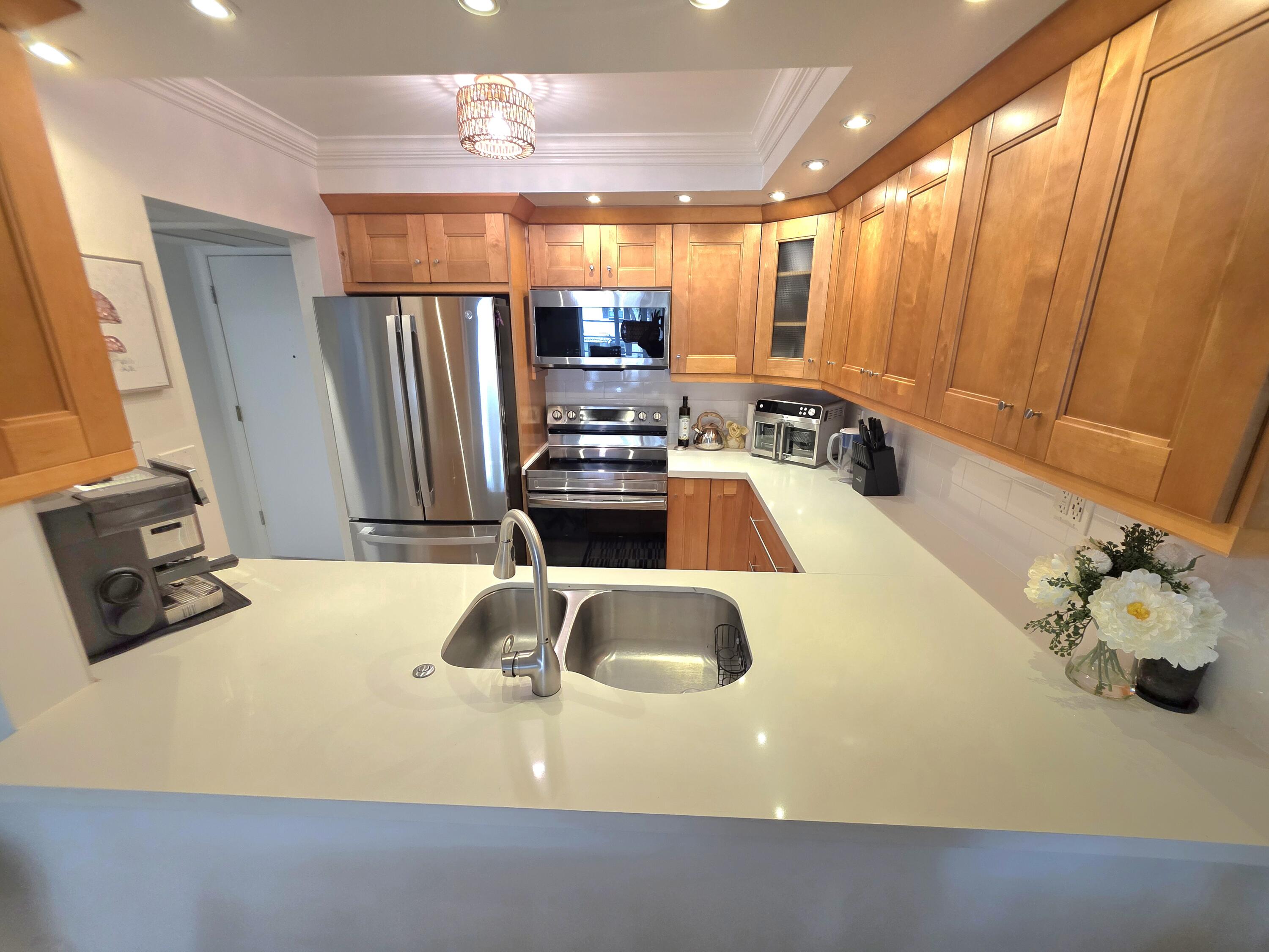 5680 Southwest 3rd Place, Unit 206 Margate, FL 33068 - Photo 2 of 15 condo Meadows Margate 7