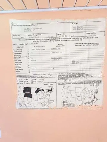 a view of a large building with an outdoor space