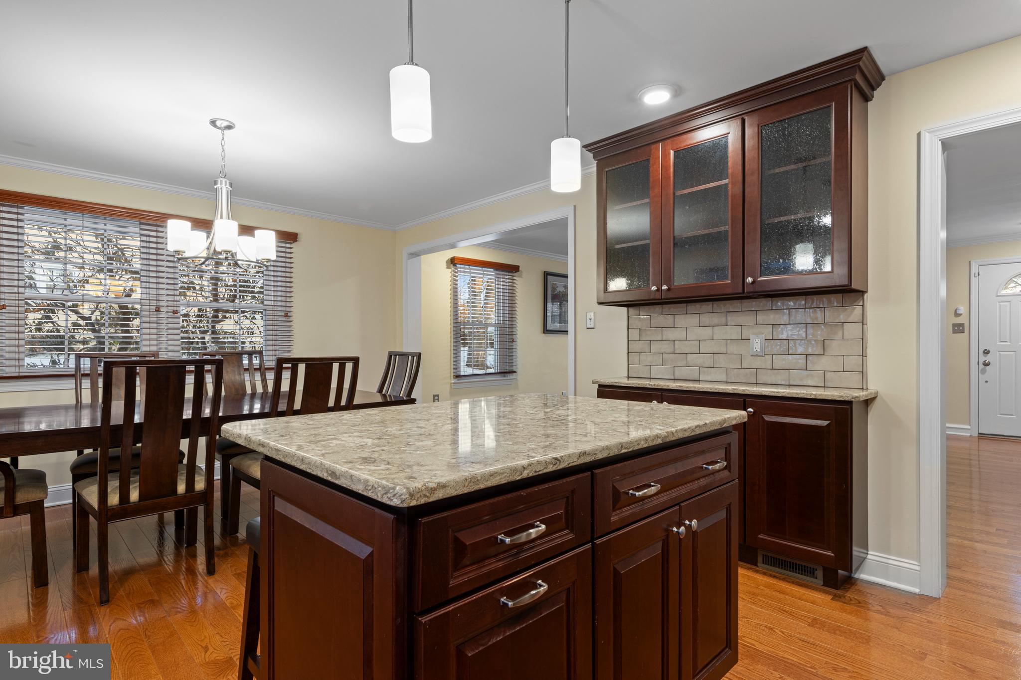 302 Governors Drive Wallingford, PA 19086 - Photo 13 of 38 Glass Display Cabinets