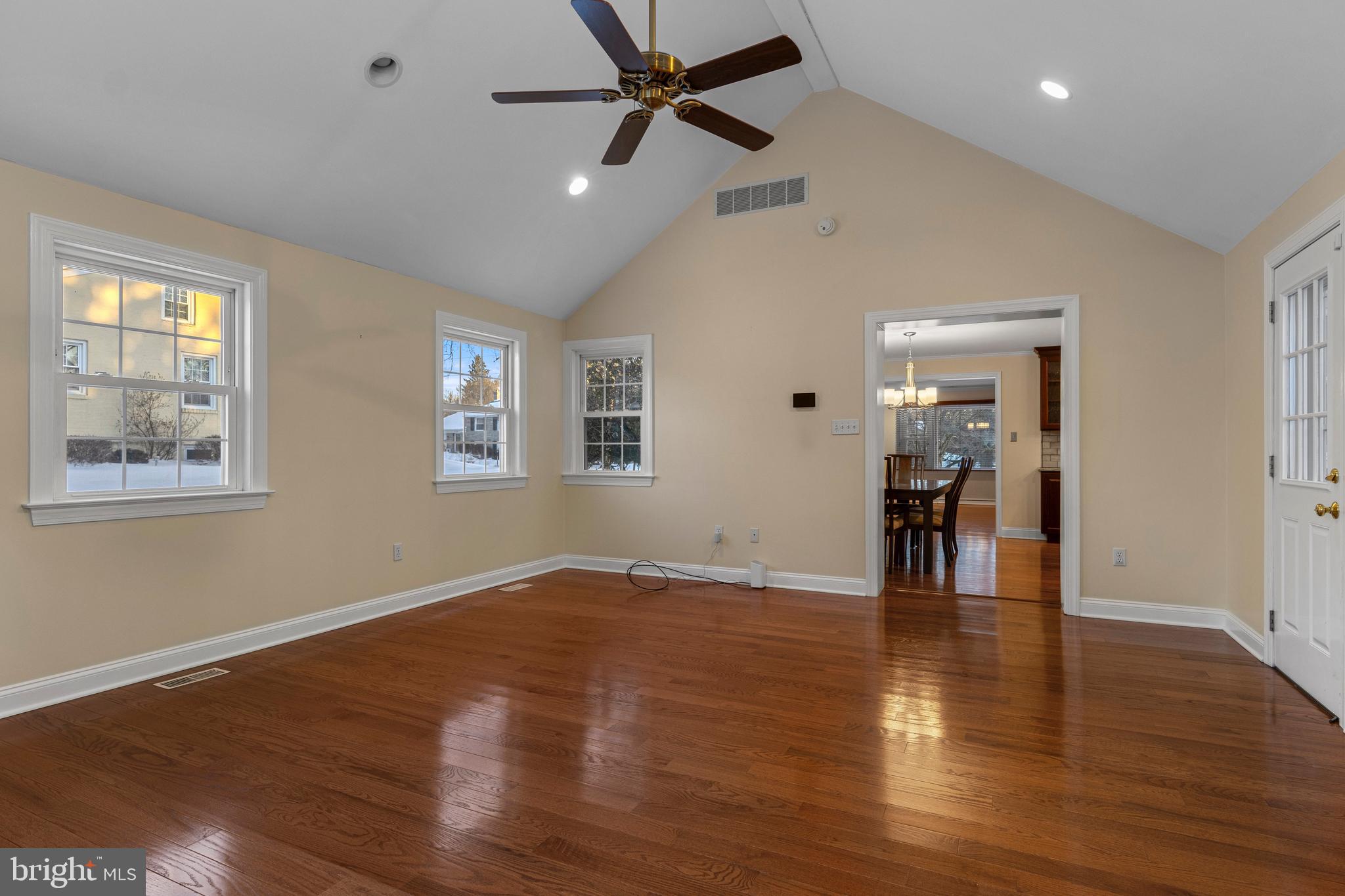 302 Governors Drive Wallingford, PA 19086 - Photo 14 of 38 Vaulted Family Room Addition