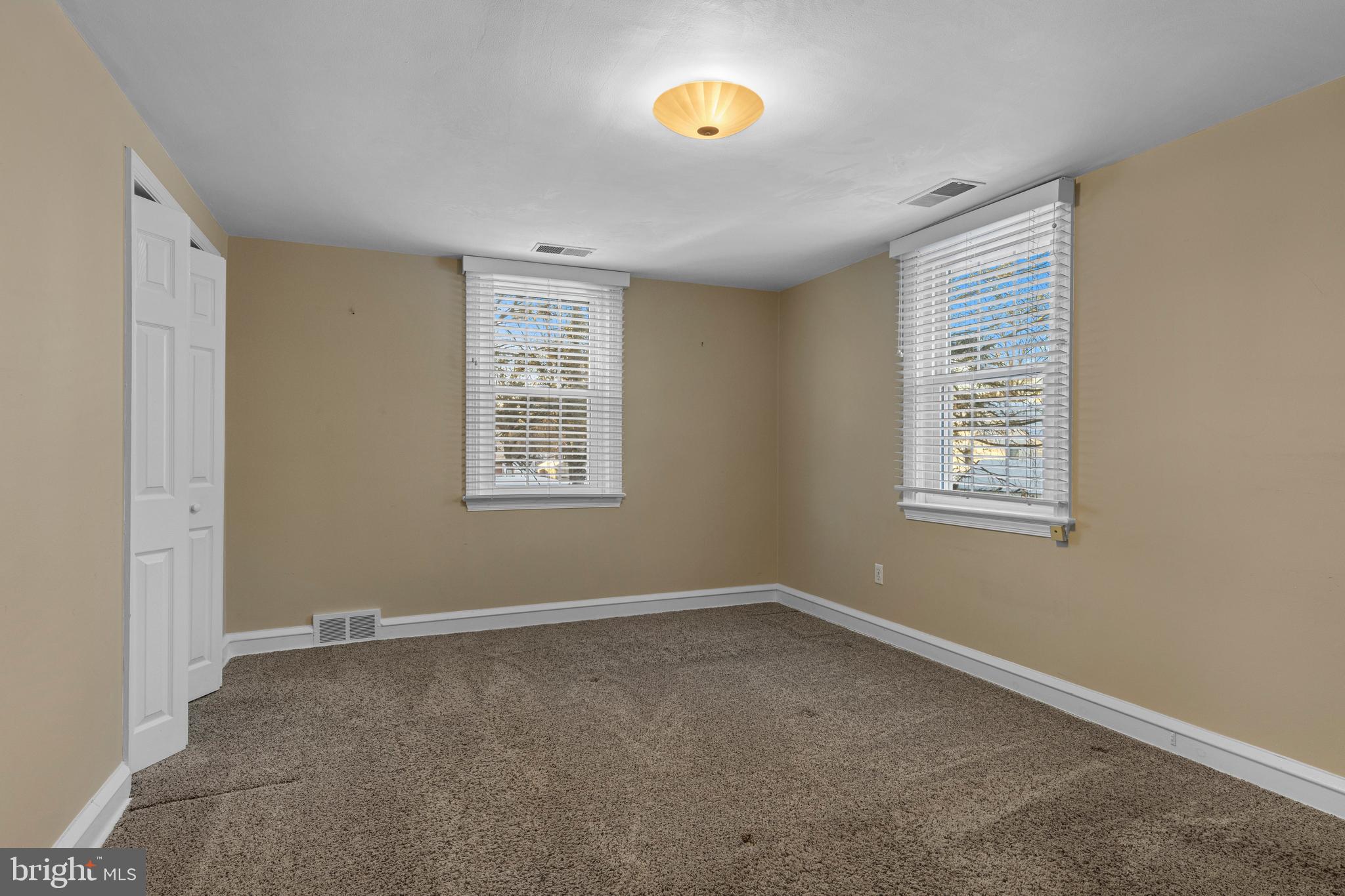302 Governors Drive Wallingford, PA 19086 - Photo 28 of 38 Bedroom 2 with closet