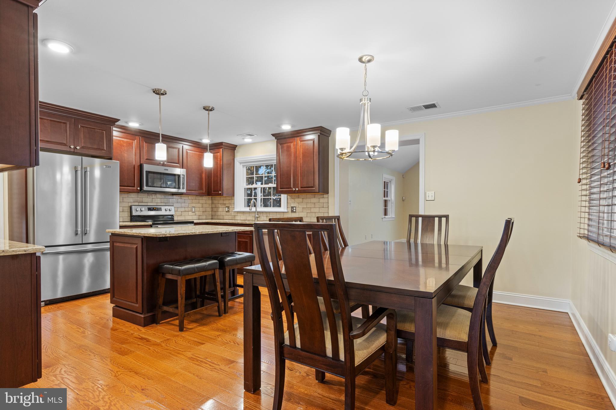 302 Governors Drive Wallingford, PA 19086 - Photo 5 of 38 Open Flow to Kitchen