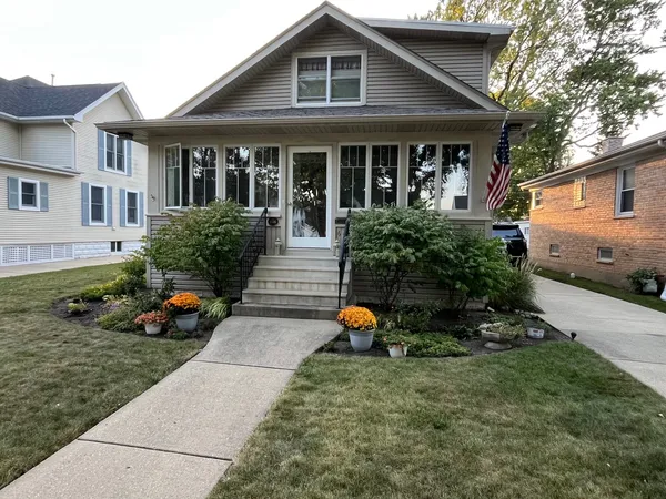 $530,000 | 416 North Rush Street, Itasca, IL 60143