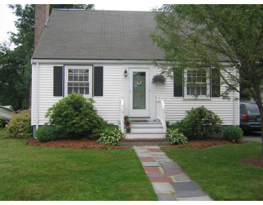 31 Bay State Road Melrose, MA 02176 - Photo 1 of 12 Gallery Image 1