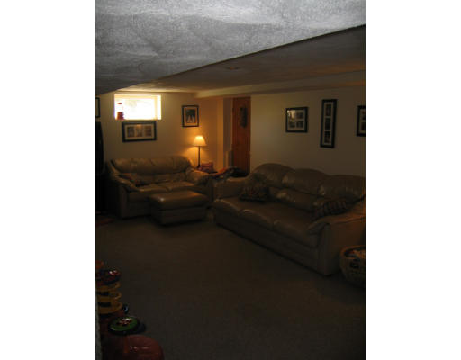 31 Bay State Road Melrose, MA 02176 - Photo 7 of 12 Gallery Image 7