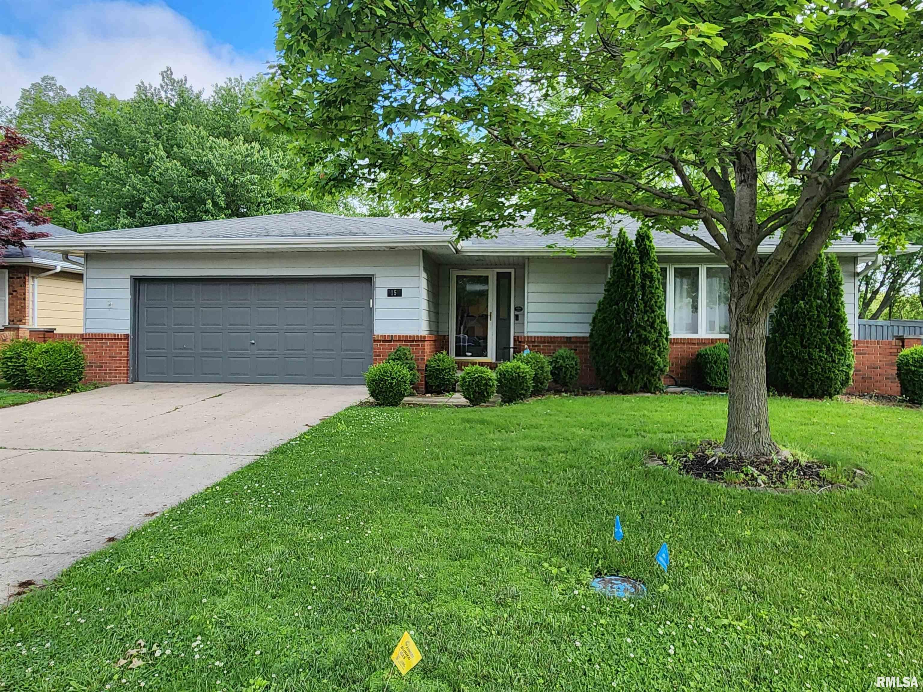 15 Sarah Avenue Springfield, IL 62703 - Photo 1 of 14
