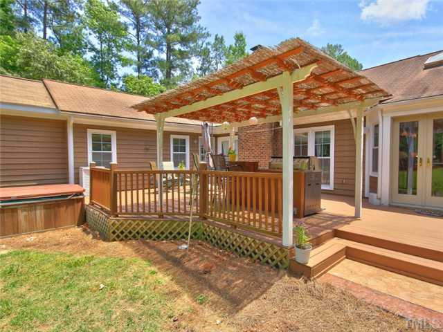 10224 Bushveld Lane Raleigh, NC 27613 - Photo 19 of 25 Patio/Deck