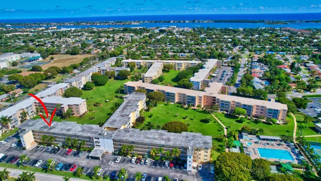 an aerial view of multiple house