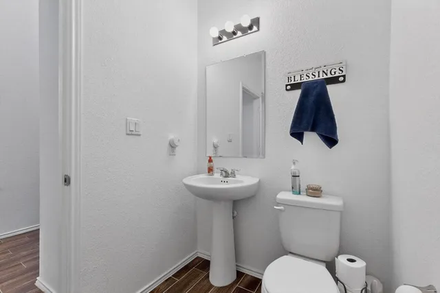 $1,995 | 128 Banyon Drive, Georgetown, TX 78628