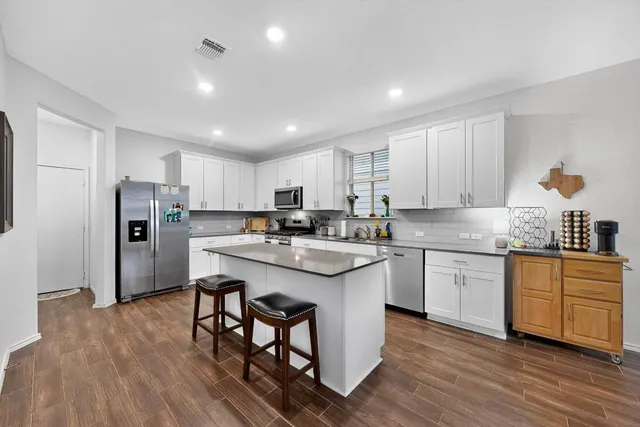 $1,995 | 128 Banyon Drive, Georgetown, TX 78628