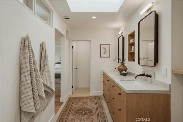 $3,895,000 | 5401 East El Parque Street, Long Beach, CA 90815