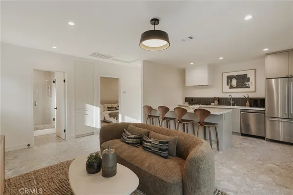 $3,895,000 | 5401 East El Parque Street, Long Beach, CA 90815