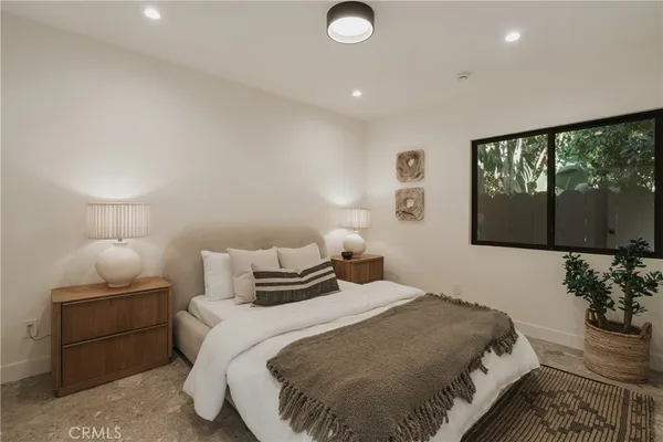 $3,895,000 | 5401 East El Parque Street, Long Beach, CA 90815