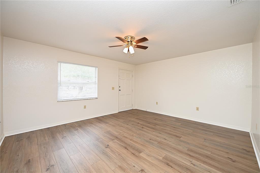 613 Robin Road, Unit 3 Lakeland, FL 33803 - Photo 5 of 19