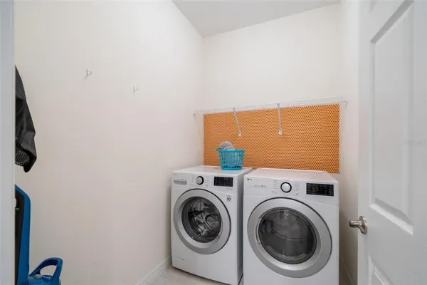 $2,500 | 21026 Fetterbush Place, Venice, FL 34293