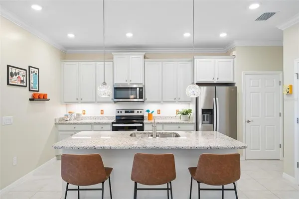 $2,500 | 21026 Fetterbush Place, Venice, FL 34293