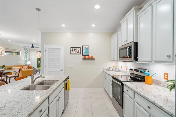 $2,500 | 21026 Fetterbush Place, Venice, FL 34293