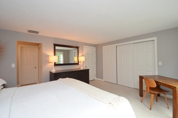 503 Ridgefield Circle, Unit B Clinton, MA 01510 - Photo 8 of 14 Gallery Image 8