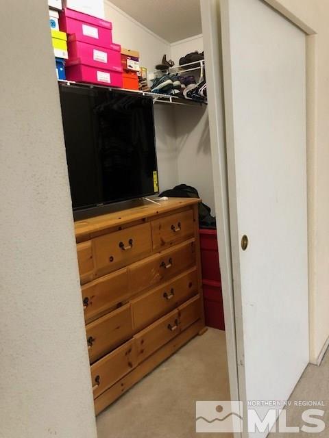 3975 Grouse Way Reno, NV 89508 - Photo 14 of 18 a view of a dresser