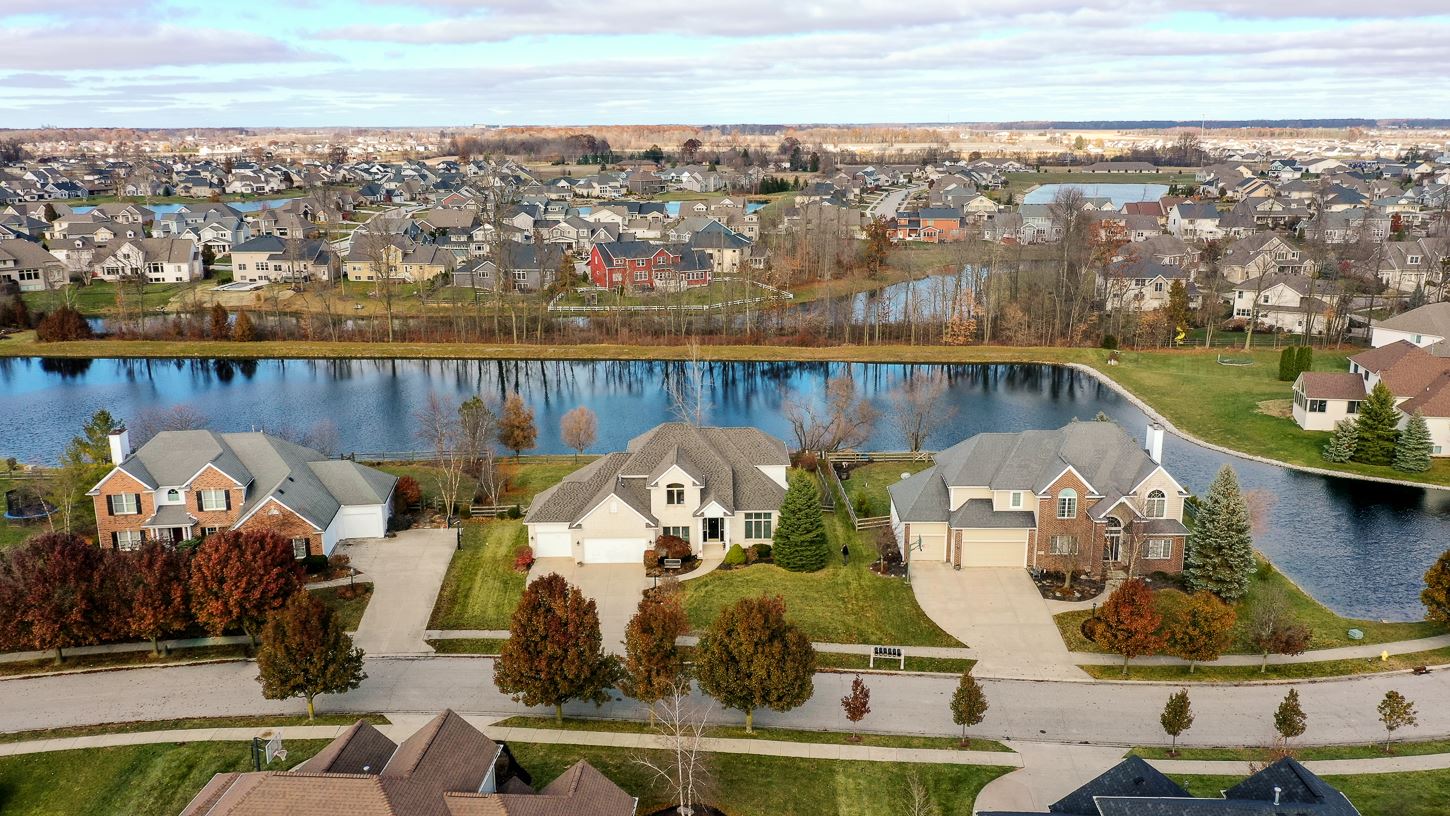 14426 Bridgestone Road Fort Wayne, IN 46814 - Photo 1 of 36 Gallery Image 1