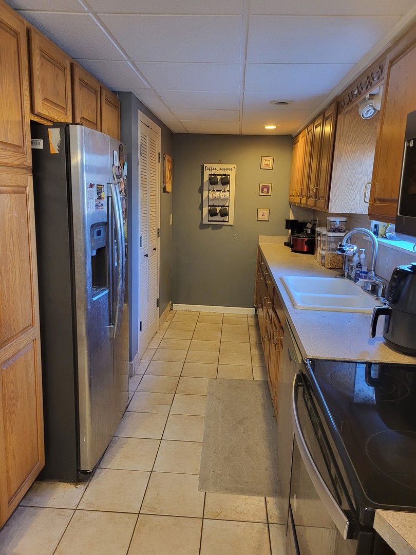 1047 North 3rd Street Rochelle, IL 61068 - Photo 3 of 19