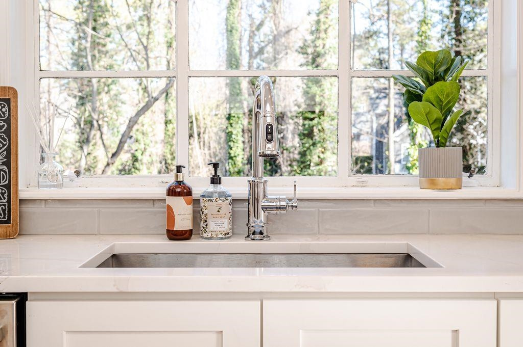 2618 Wade Avenue Raleigh, NC 27607 - Photo 8 of 62