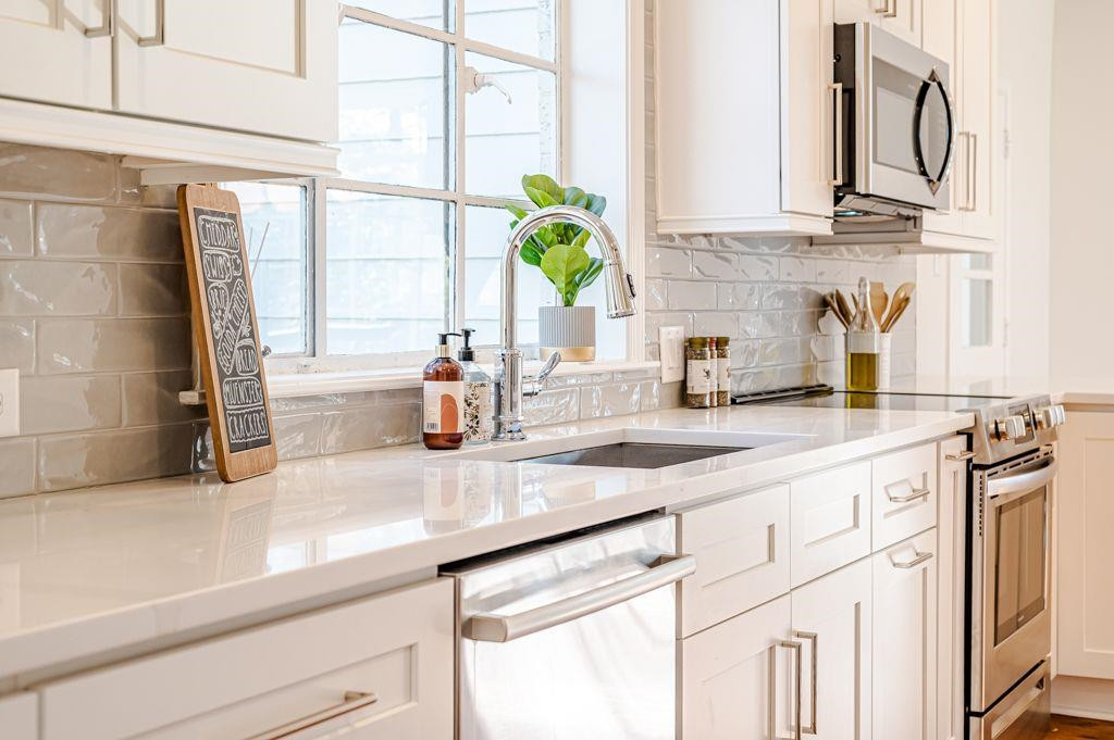 2618 Wade Avenue Raleigh, NC 27607 - Photo 9 of 62