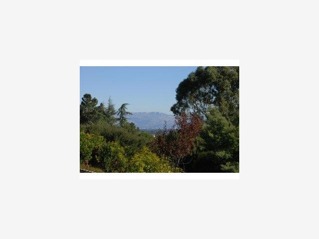 11001 Magdalena Road Los Altos Hills, CA 94024 - Photo 9 of 9 a black and white photo of a room