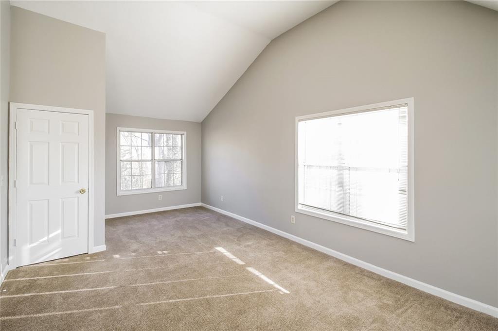 4358 Wesleyan Pointe Decatur, GA 30034 - Photo 25 of 30 an empty room with windows