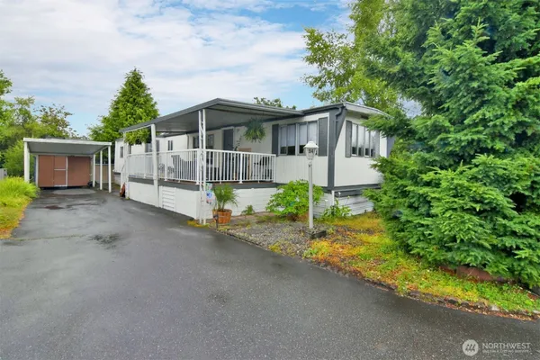 $99,500 | 13320 Highway 99, Unit 54, Everett, WA 98204
