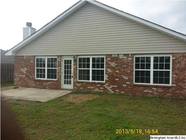 120 Ivy Trace Calera, AL 35040 - Photo 2 of 11