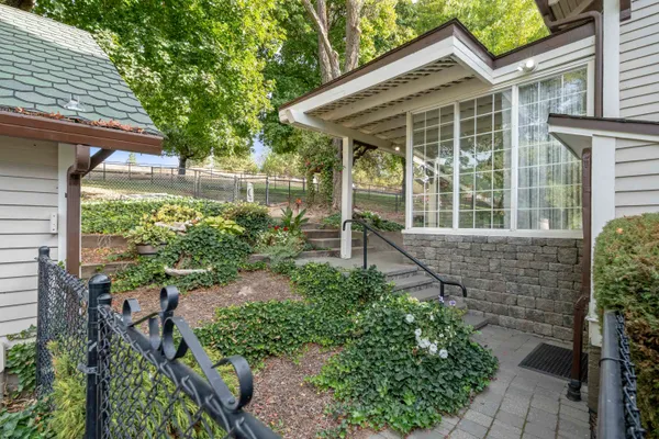 $925,000 | 3351 Lone Pine Road, Oakesdale, WA 99158