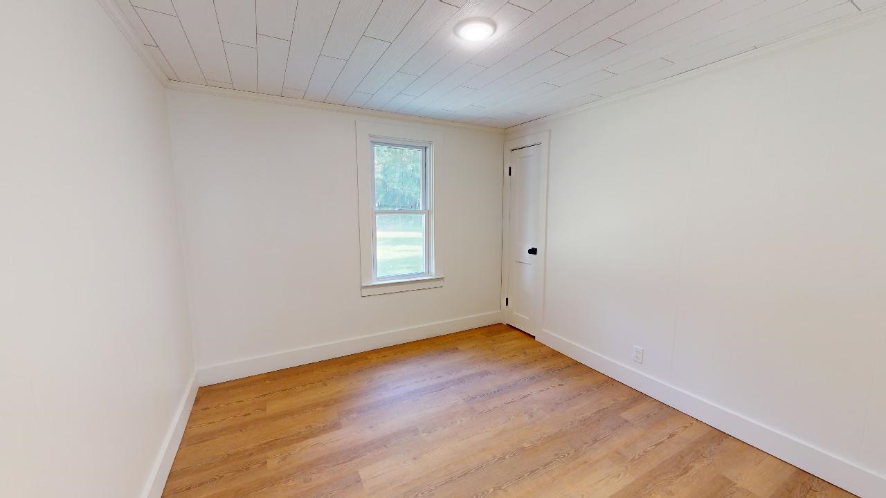 2437 East Ashby Road Midland, MI 48640 - Photo 36 of 41 1916098-35.JPG