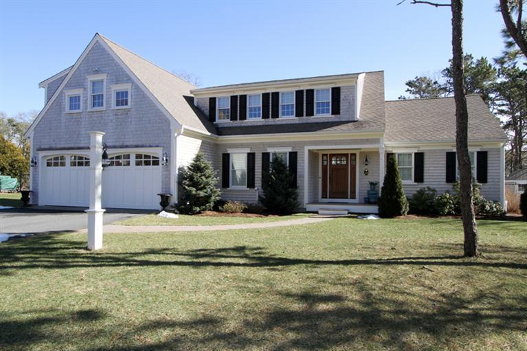 27 Kendrick Road Harwich, MA 02645 - Photo 1 of 34 Primary Photo